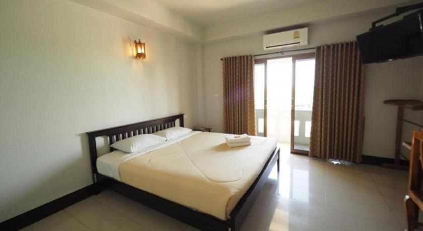 Amornsukhothai Hotel ภายนอก รูปภาพ