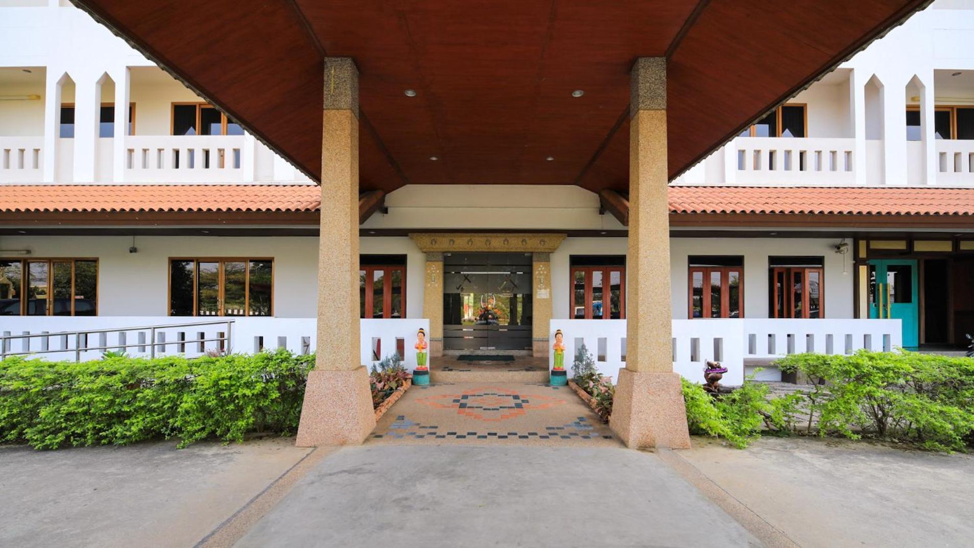 Amornsukhothai Hotel ภายนอก รูปภาพ